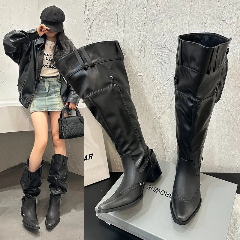 מגפי עקב דגם נוי