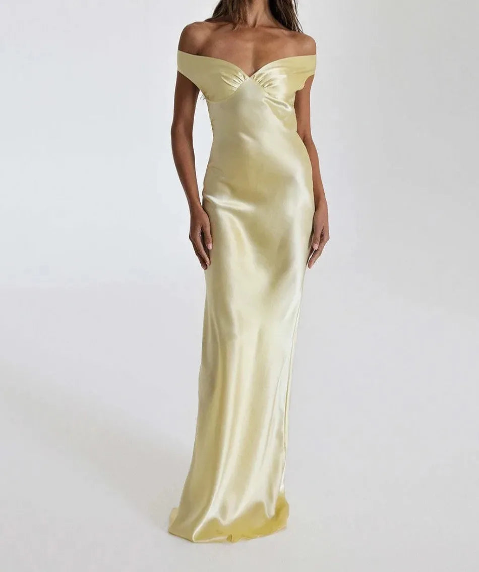 שמלת סאטן סטייל-דייזי