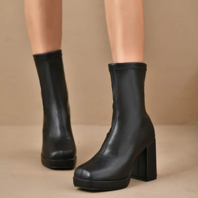 מגפיים דגם לירי