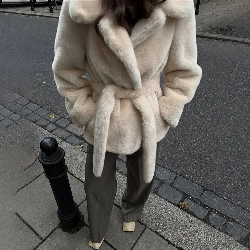 מעיל פרווה אופנתי-שרלוט