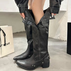 מגפי עקב דגם נוי