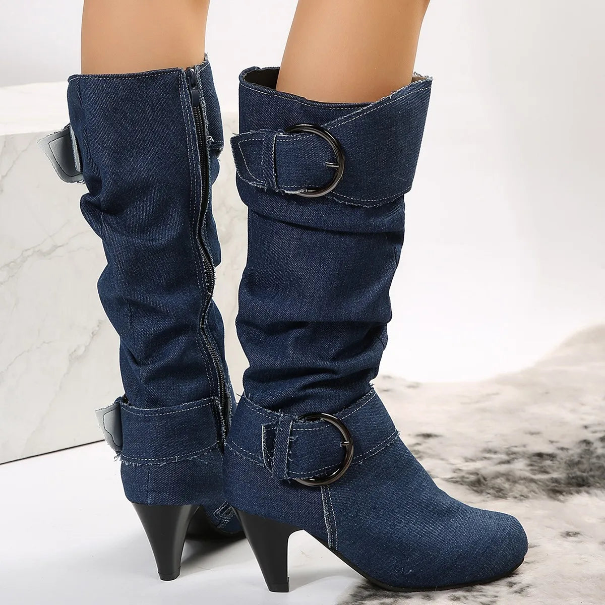 מגפי עקב דגם נעה