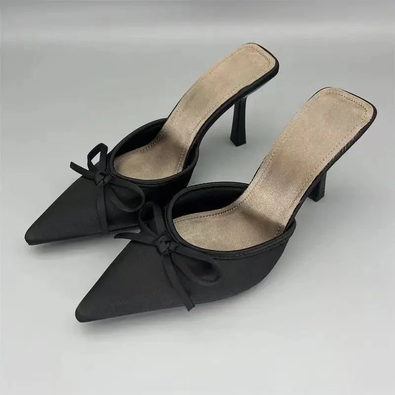 נעל עקב דגם - שרית