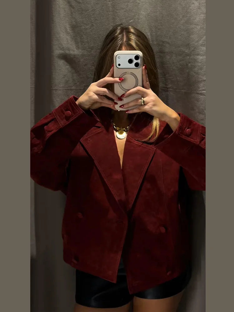 גקט תפרי תחרה דגם - אתי