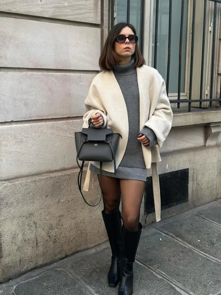 גקט חגורה דגם - סתיו